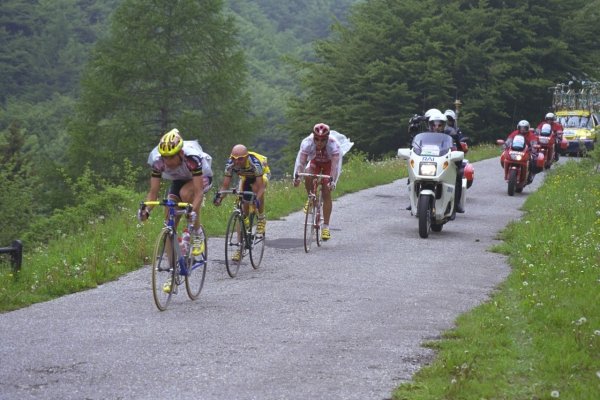 Giro1999-st14-01