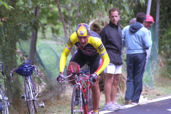 Giro2001-st15-11