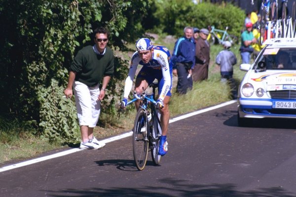 Giro2001-st15-24