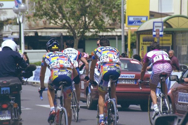 Giro2002-st07-09