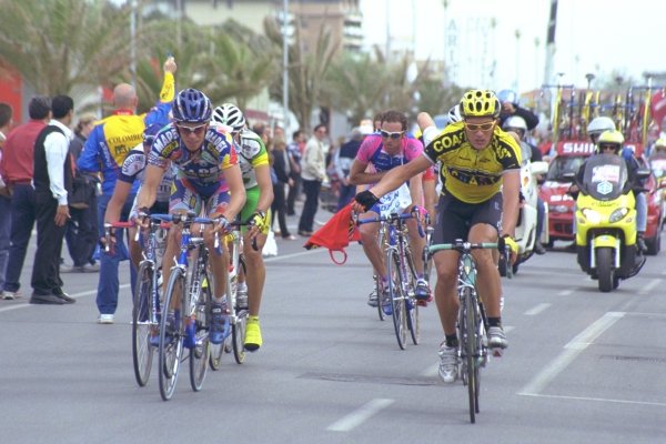 Giro2002-st07-15