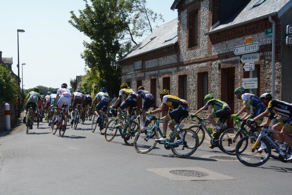 TDF2015-st06-04