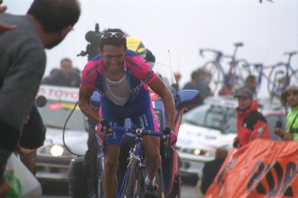 Vuelta2000-st16-02