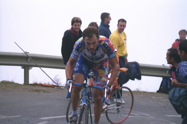Vuelta2000-st16-08