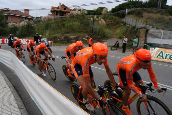 Vuelta2003-st01-10