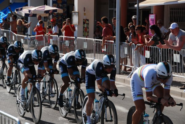 Vuelta2011-st01-06